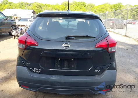 2019 Nissan Kicks Sv z USA, uszkodzony, nr VIN 3N1CP5CU0KL477623